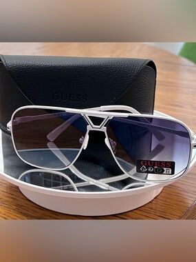 GUESS White Frame Sunglasses with Gray Gradient Lenses